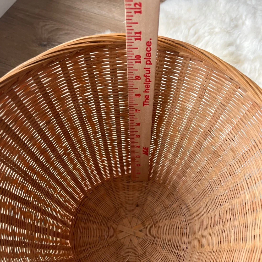 Vintage‎ Chinese Basket